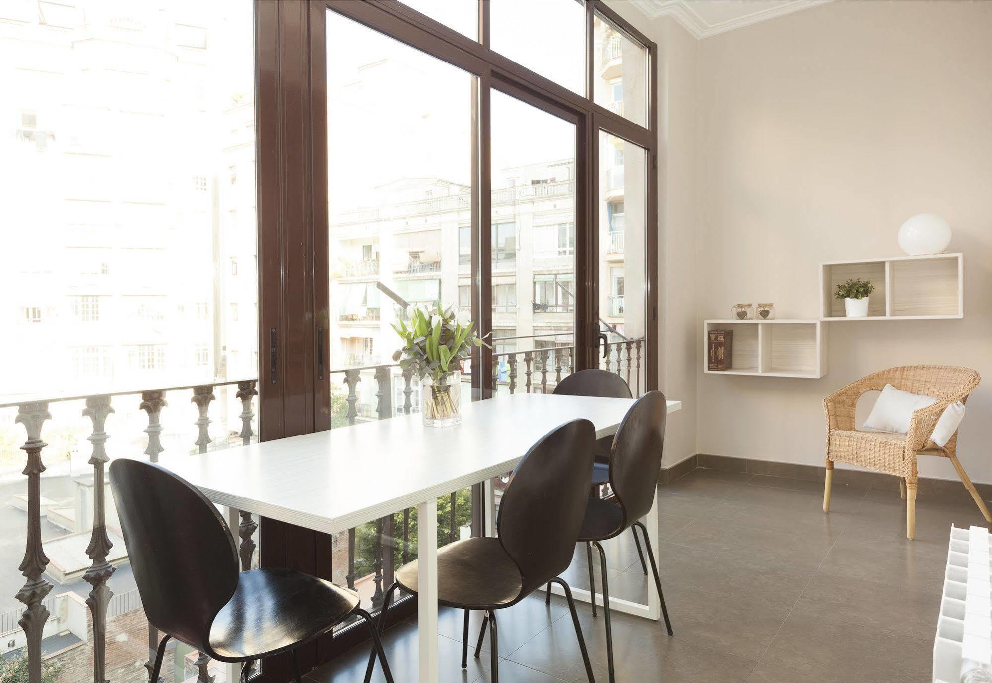Easy Sleep Gaudi Terrace Appartamento *