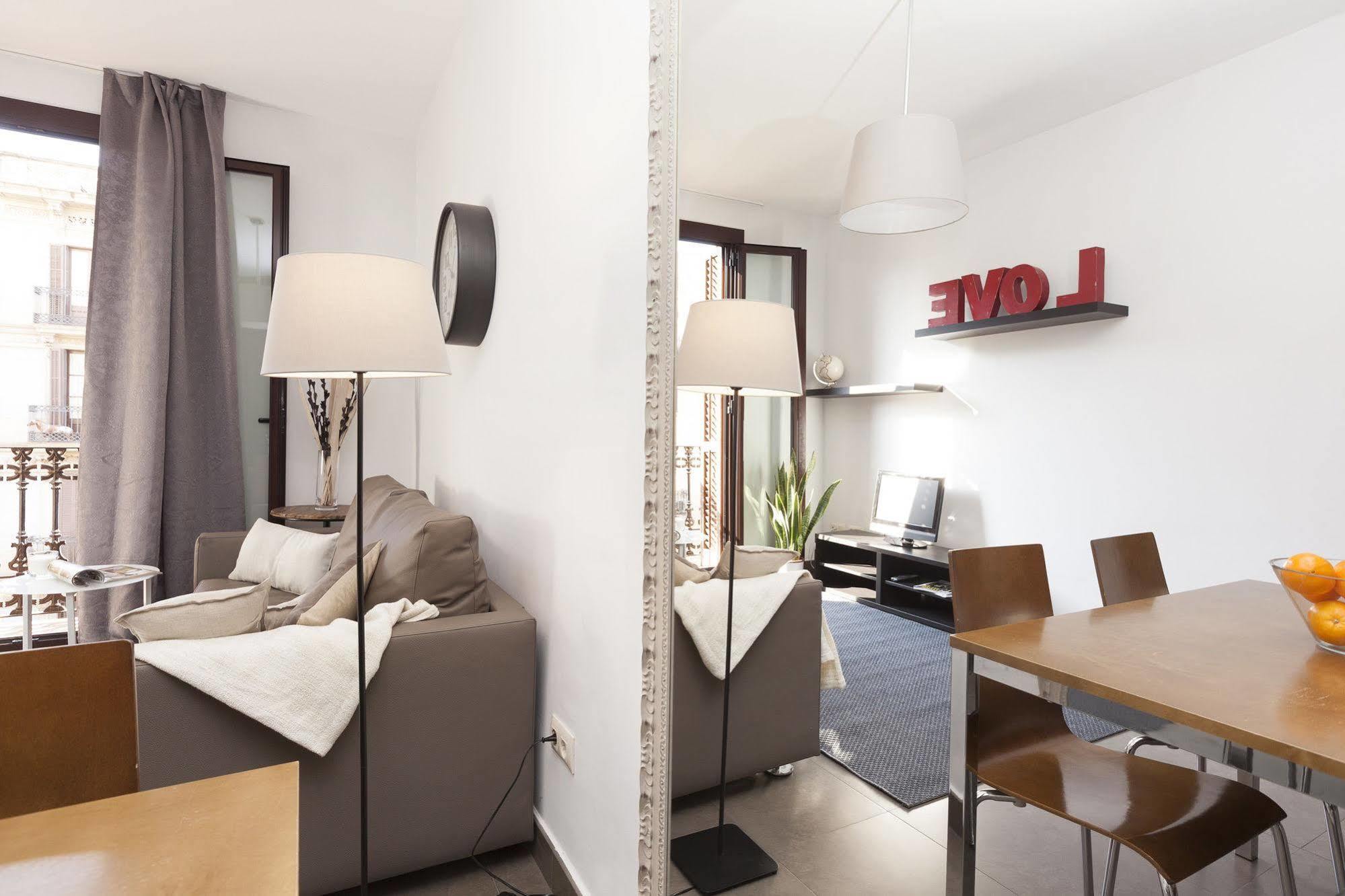 Appartamento Easy Sleep Gaudi Terrace